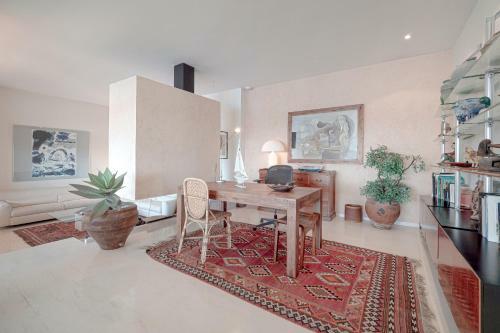 Villa Van Gogh - Barneda Premium Villas