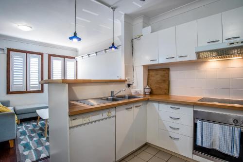 Apartamento Art Deco City Pad / Spring Hill