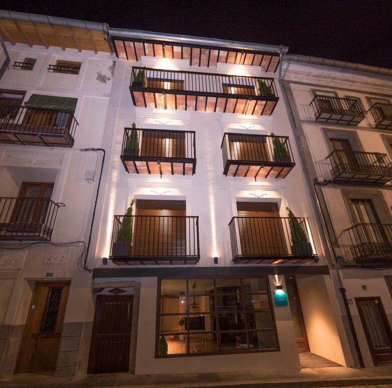 Vallivana Suites