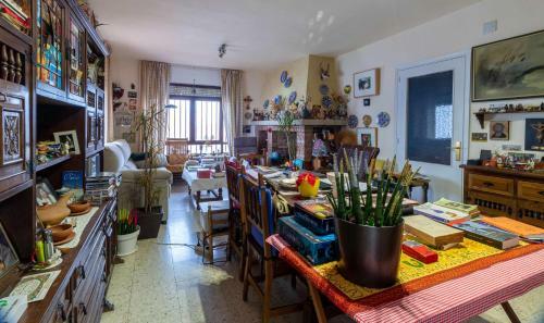 Villa Del Poeta Jes�s Losada