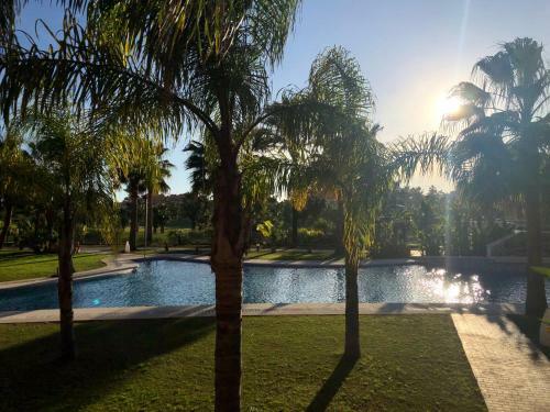 Apartamento �tico Playa Granada Golf + Piscina Con Jacuzzi