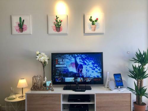 Apartamento �tico Playa Granada Golf + Piscina Con Jacuzzi