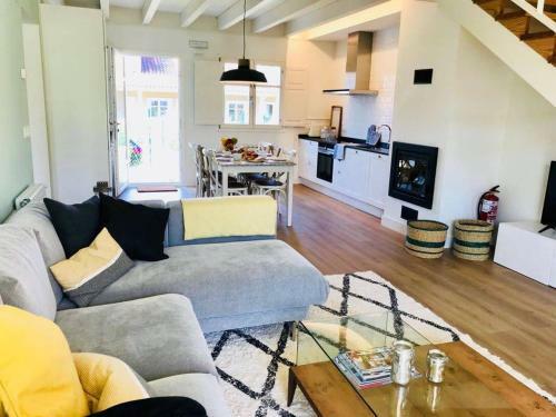 Casas En Muros de Nal�n (5km de Cudillero)