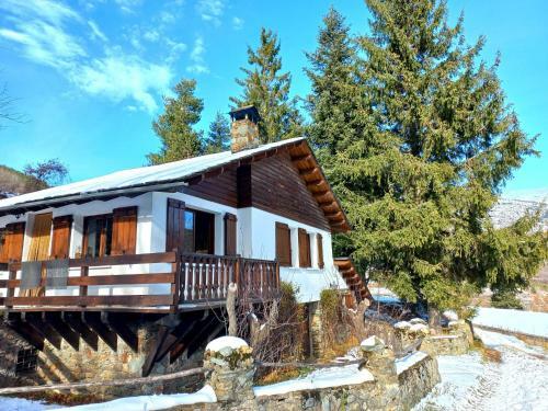 Can Serraima, Casa Rural En Ple Pirineu