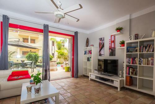 Residencial Beach Apartament Wiffi