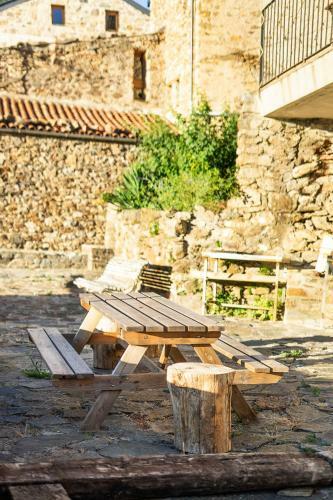 Bed & Breakfast Casa Rural El Tir� De Nev�