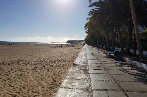 Front Beach Jand�a Apartment