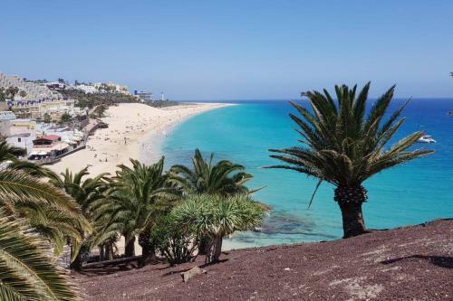 Front Beach Jand�a Apartment
