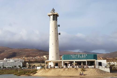 Front Beach Jand�a Apartment