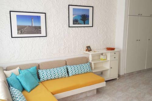 Front Beach Jand�a Apartment