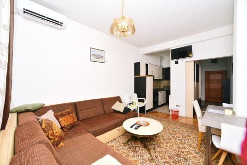 Apartman Centar Blizina Kastela I Splava