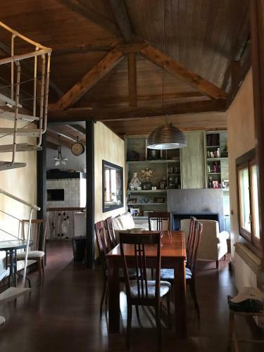 Villa La Mas�a De Navas