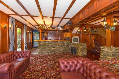 Villa Woodroyd Estate Holiday Sanctuary