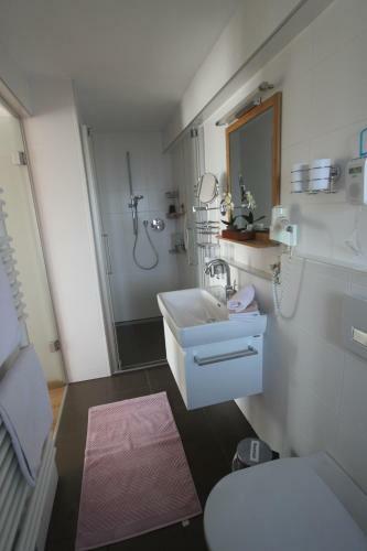 Hostal G�stehaus Waldrand Garni