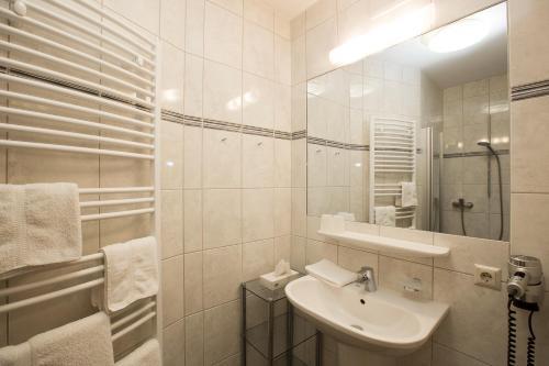Hostal Winzerhof - G�stehaus St�ger
