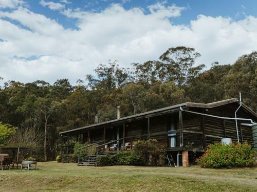 Glen Eden Estate The Log Cabin