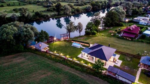 Villa UNA Navis