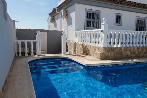 Beautiful Villa Private Pool Pet Friendly Golf