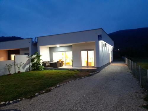 Villa UNA Luxury Home