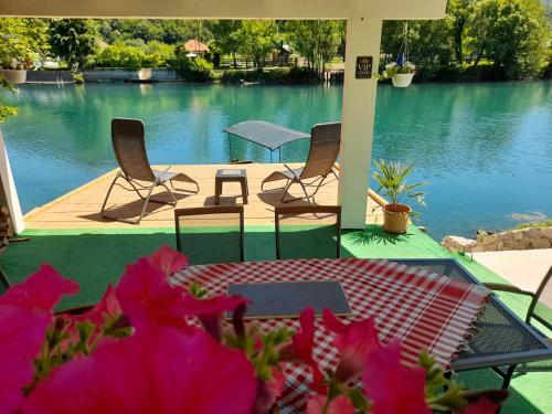 Villa UNA Luxury Home