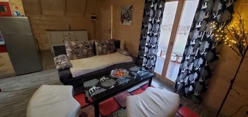 Wooden House Emy