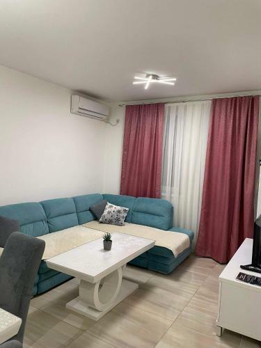Apartman Sims