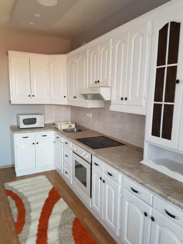 Apartman Karmela, Bn Centar