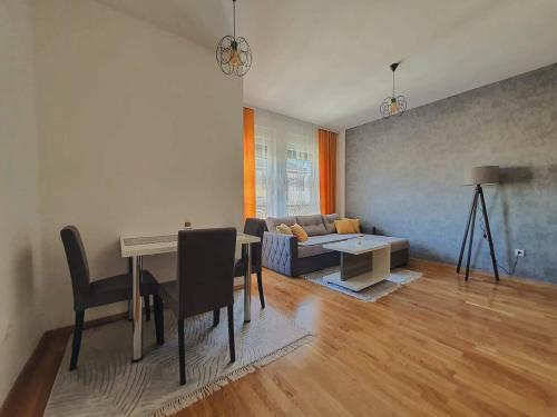 Zara Apartman 1