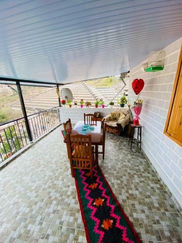 Hostal "mani Guest House"