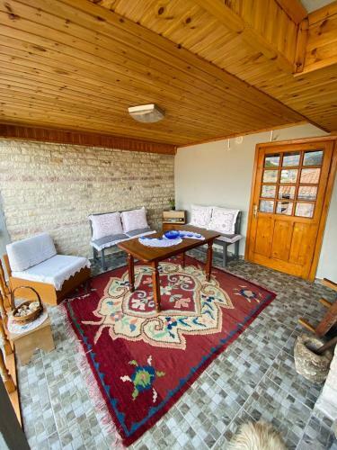 Hostal "mani Guest House"