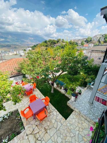 Hostal "mani Guest House"