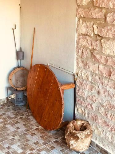 Hostal "mani Guest House"