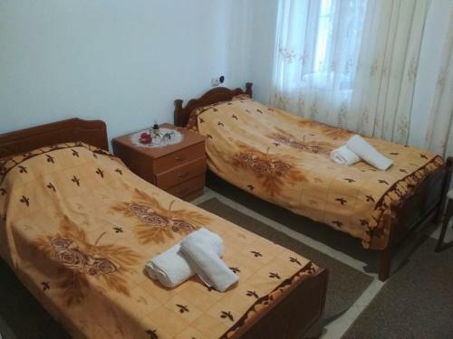 Hostal Guesthouse Celos