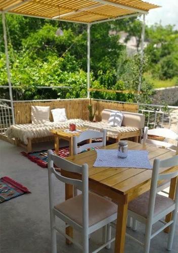 Hostal Tearra Guesthouse