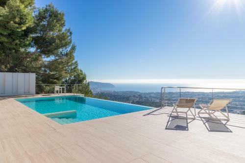 Luxury Villa With Stunning Sea View