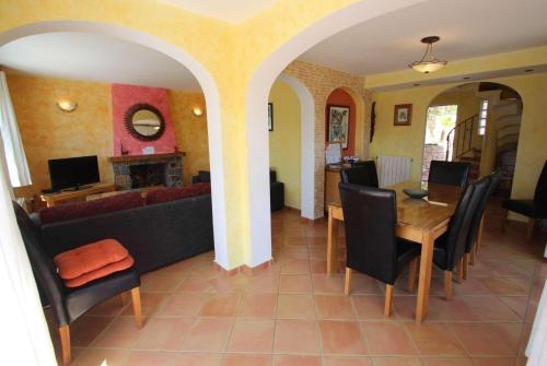 Villa Ensue�o