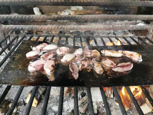 Apartamento Habitaci�n Barbacoa. Cuadruple Con Patio.