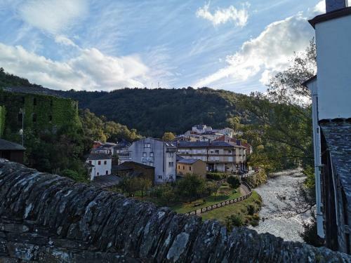 Apartamento Habitaci�n Barbacoa. Cuadruple Con Patio.
