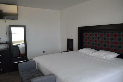 Hotel Emperadores Inn