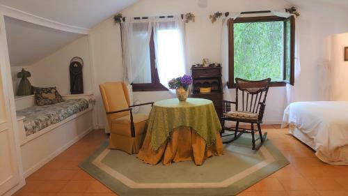Villa Slow House Y La Caba�a de Miss Slower