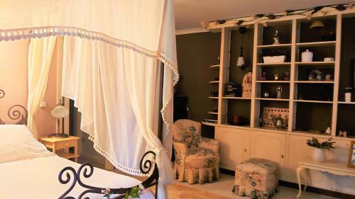 Villa Slow House Y La Caba�a de Miss Slower