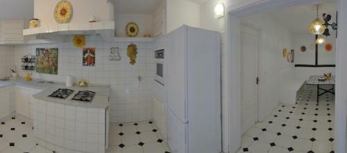 Villa Slow House Y La Caba�a de Miss Slower