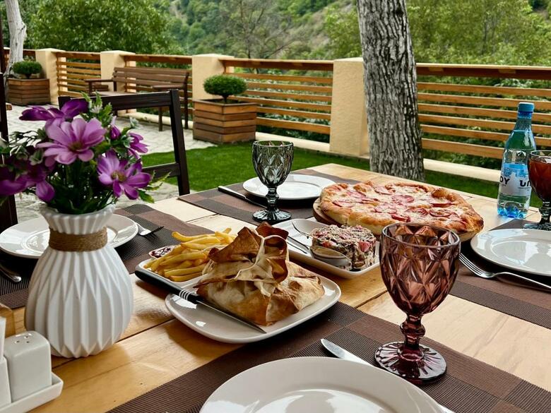 Hotel Dilivita Rest House