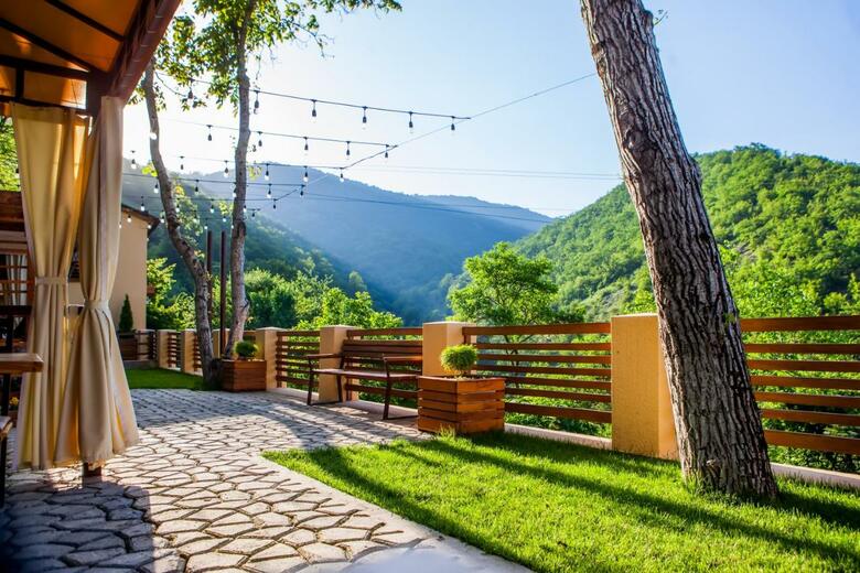 Hotel Dilivita Rest House
