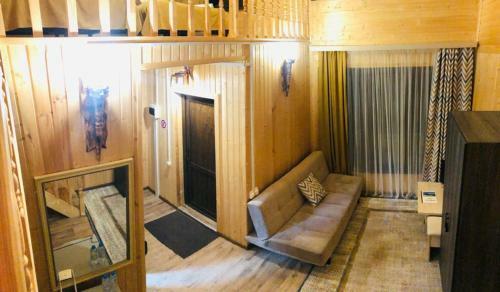 Hotel Cottage Chalet And Tours