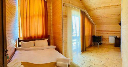 Hotel Cottage Chalet And Tours