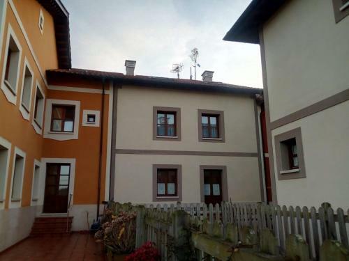 Apartamentos La Blanca