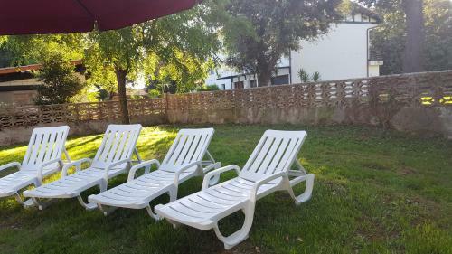 Casa Con Jard�n