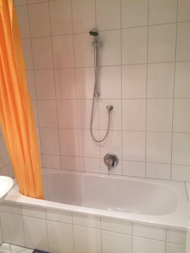Hostal Pension Wieser "baschtlmai"