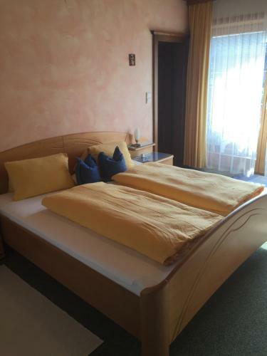 Hostal Pension Wieser "baschtlmai"